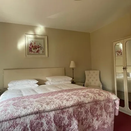 Millhouse 4* Ballymote